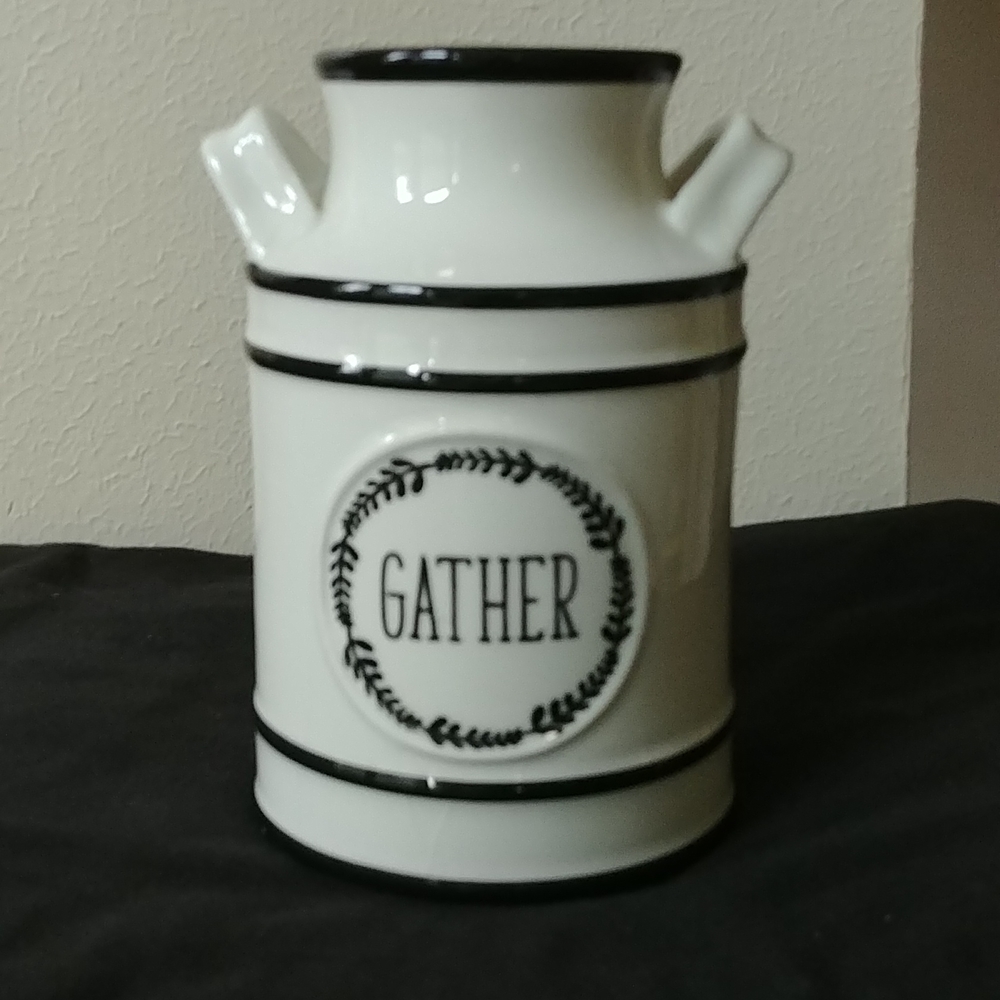 Ceramic utensil holder by Young's Inc